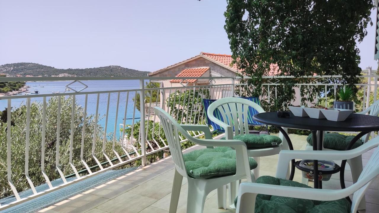 Rogoznica Seafront Apartment - Kalebova Luka Экстерьер фото