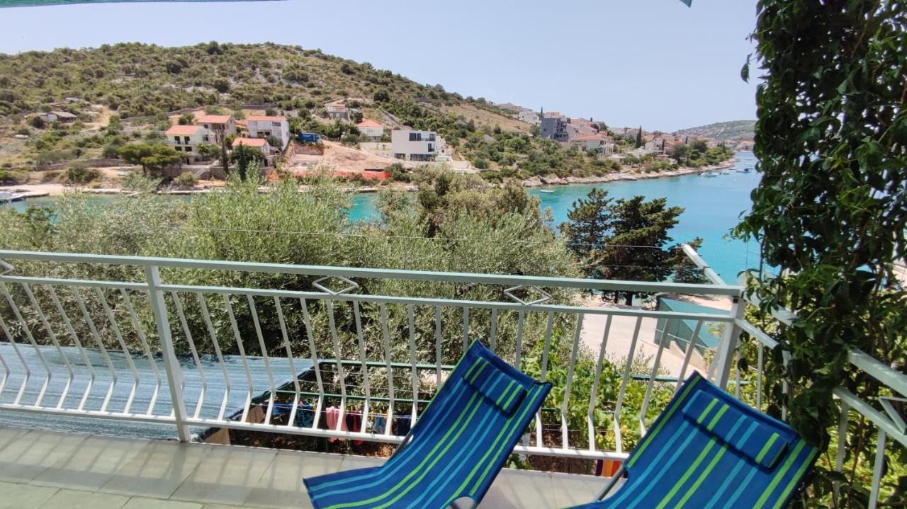 Rogoznica Seafront Apartment - Kalebova Luka Экстерьер фото