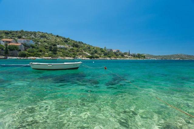 Rogoznica Seafront Apartment - Kalebova Luka Экстерьер фото